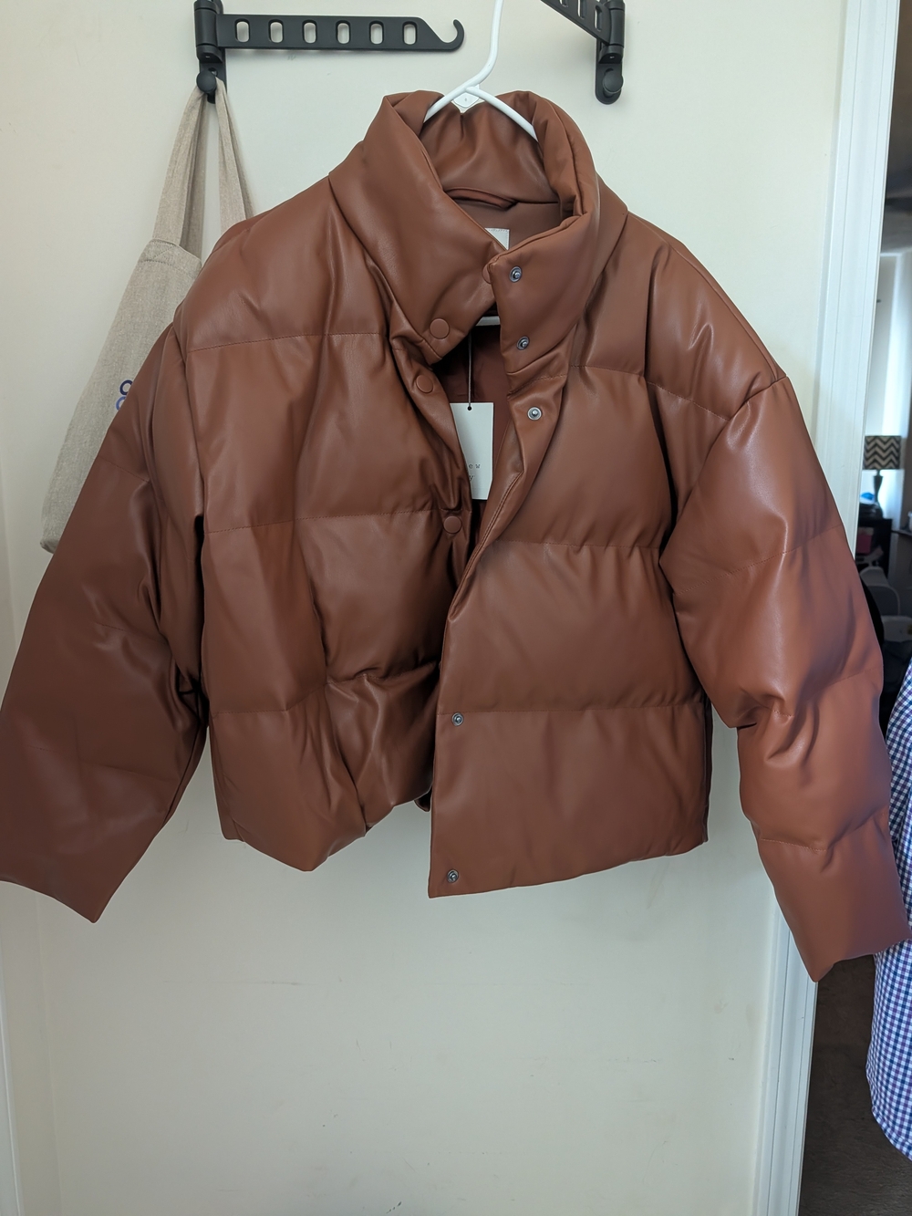 a new day Faux-Leather Cropped Puffer Jacket in Brown